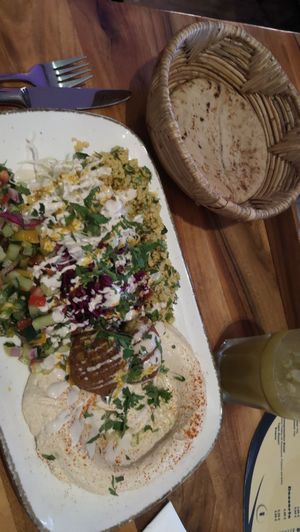  at Hummus Küch' in Frankfurt