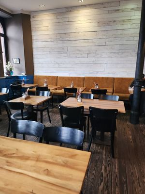  at Hummus Küch' in Frankfurt