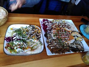 Sharing is caring😄and some amba at Hummus Küch' in Frankfurt