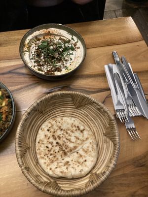   at Hummus Küch' in Frankfurt