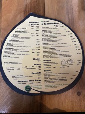   at Hummus Küch' in Frankfurt