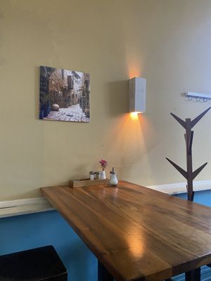   at Hummus Küch' in Frankfurt