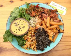 Jackfruit Bowl at Vabiou's in Hamburg