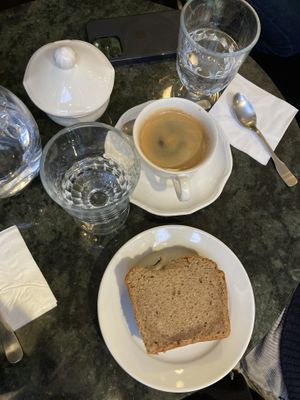 Vegan bananabread   at Cuppa Cafe in Paris
