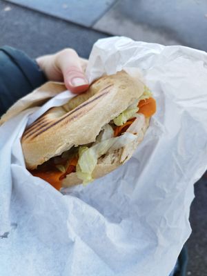 Plain Bagel with vegan salmon at Cafesito in Bregenz