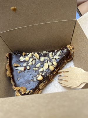 Snickers tart  at Vegan Beat in Athens