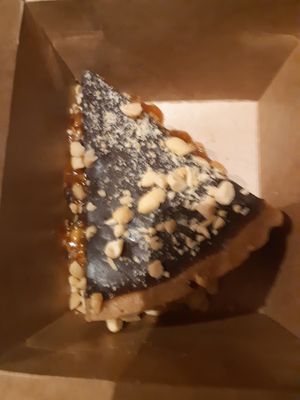 Snickers vegan cake they had banofee too at Vegan Beat in Athens