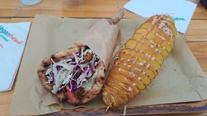 Das absolut leckerste Gyros! at Vegan Beat in Athens