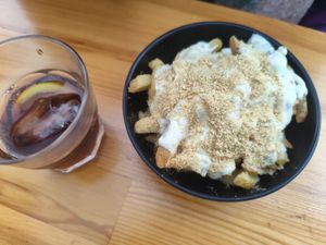 Frites à la mayonnaise 🍟 at Rhino Vegan Beat in Athens