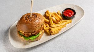 Chick and Crispy!! at Rhino Vegan Beat in Athens