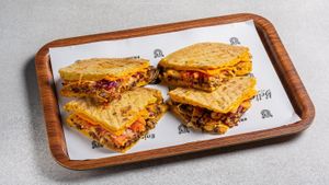 Skepasti Pita at Rhino Vegan Beat in Athens