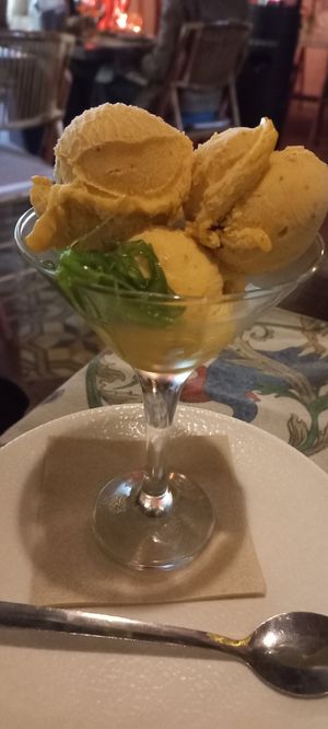 Mango sorbet with seaweed! at El Escondite de Conil - Maybe closed in Conil De La Frontera