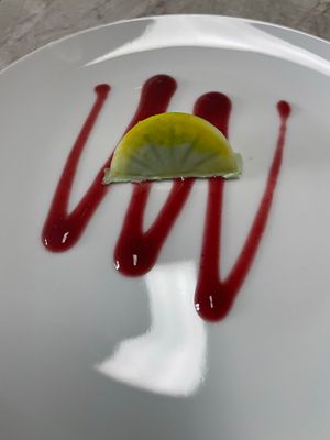 Keylime cashew cheesecake bites at Vegan Delights by Lisa-Ann in Whitby