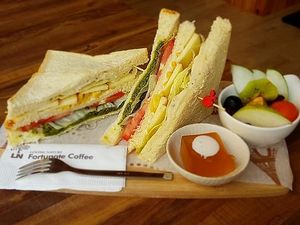 Green Peanut Potato Sandwich at LN Fortunate Coffee 幸福咖啡 in Taoyuan