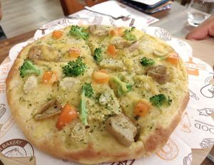 Pizza  at LN Fortunate Coffee 幸福咖啡 in Taoyuan
