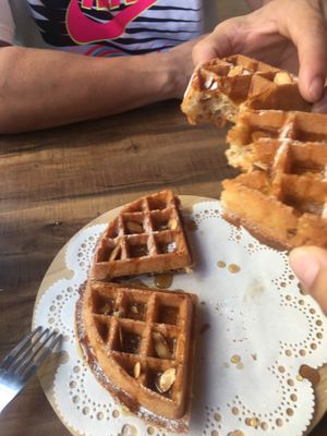 Waffles  at LN Fortunate Coffee 幸福咖啡 in Taoyuan