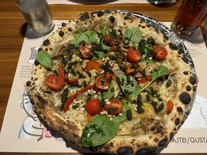 Pizza Giardino di Funghi  at Pizzeria Verace - Streliska in Ljubljana