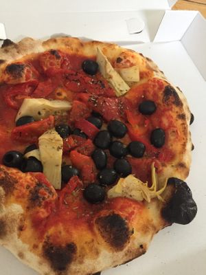 Veggie crust without cheese (artichockes, roasted red peppers and black olives) at Crust  in Abersoch