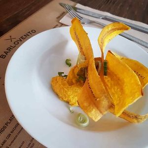 Dip de zanahoria cn plátano macho frito at Barlovento in A Coruna