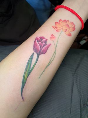 My beautiful tulip at Vagabond Ink Tattoo in Central Singapore