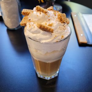 Latte Speculoos 🌱 at Olivia's Maastricht in Maastricht