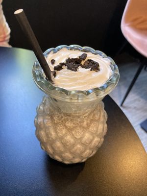 Vegan oreo milkshake  at Olivia's Maastricht in Maastricht