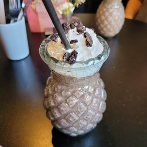 Vegan Oreo milkshake at Olivia's Maastricht in Maastricht