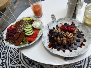 Pancakes and tempeh salad  at Olivia's Maastricht in Maastricht
