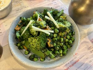 Extra Gemüse   at eatDOORI in Mainz