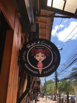 Ice cream shop at Fresh Your Day in Ao Nang