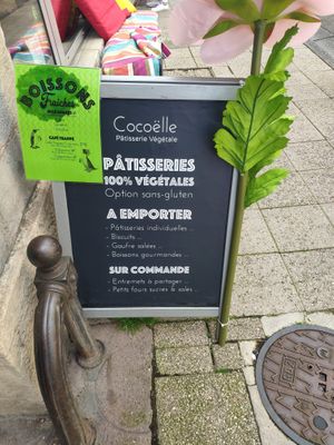 Sign at Cocoelle Patisserie Vegetale in Besancon
