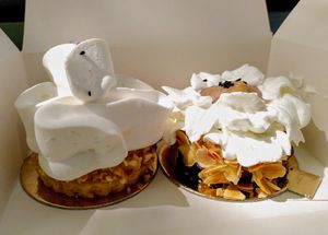 Pâtisseries at Cocoelle Patisserie Vegetale in Besancon