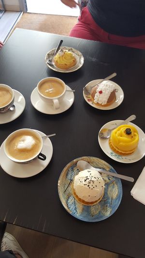 Sélection des tartes at Cocoelle Patisserie Vegetale in Besancon