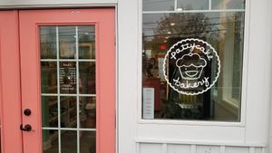 Entrance at Pattycake Bakery in Columbus