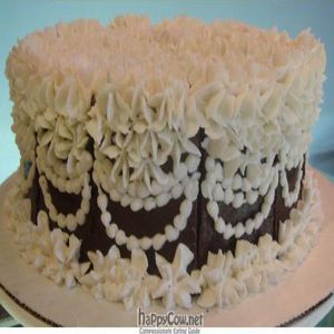 chocolate cake at Pattycake Bakery in Columbus