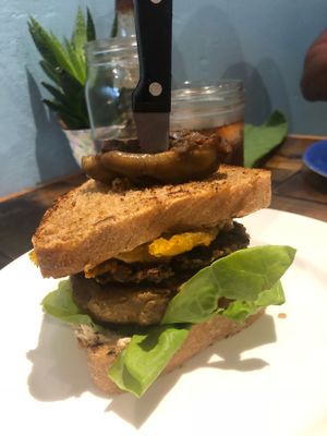 Sweet Home Alabama burger at Moku Roots in Kula