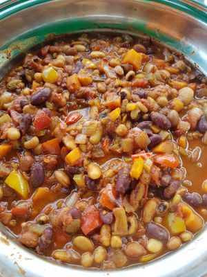 10-Bean Chilli at FarrinHeight Foods in Market Harborough