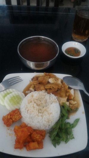 Nasi Kukuruyuk.. (VEGAN CHICKEN RICE)  at Loving Heart Peaceful Cuisine in Pekanbaru