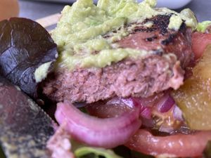 Vegetal pero parece demasiado 😅la 🥩 carne  at Picnic in Augsburg