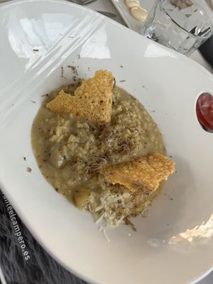 Risita de boletos en caldo de verduras  at El Campero in Barbate