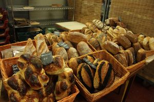 by Robert's Wheat Free Bakery

*wheat free
*freshly ground flours
*whole grain
*filtered water

TheOven@MillsAndMore.Eu at Dublin Food Co-op in Dublin