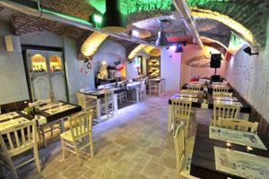 Inside of the restaurant  at Pizzeria Zero Zero in Zagreb