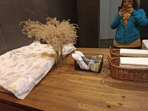 Bathroom with women tampons at Ka Vegan Udon & Sushi in Krakow