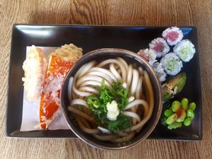 Lunch set menu number 1 at Ka Vegan Udon & Sushi in Krakow
