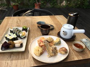 Starter (fried vegs snd mashrooms) and set of sushi at Ka Vegan Udon & Sushi in Krakow