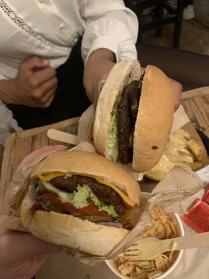   at Hank Cuisine Végétale - Rochechouart in Paris