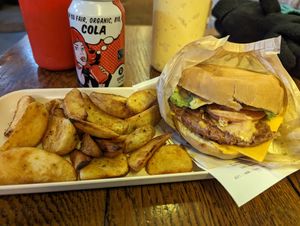 Double Smack with Wedges #Veganuary at Hank Cuisine Végétale - Rochechouart in Paris