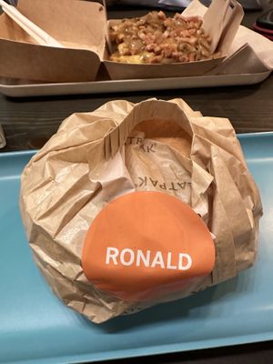   at Hank Cuisine Végétale - Rochechouart in Paris