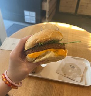   at Hank Cuisine Végétale - Rochechouart in Paris