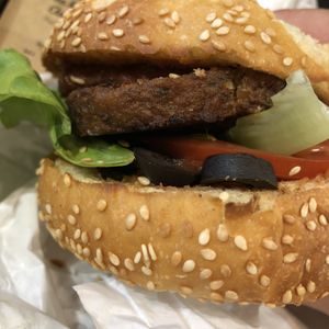 Basil and black olive burger ! at Hank Cuisine Végétale - Rochechouart in Paris